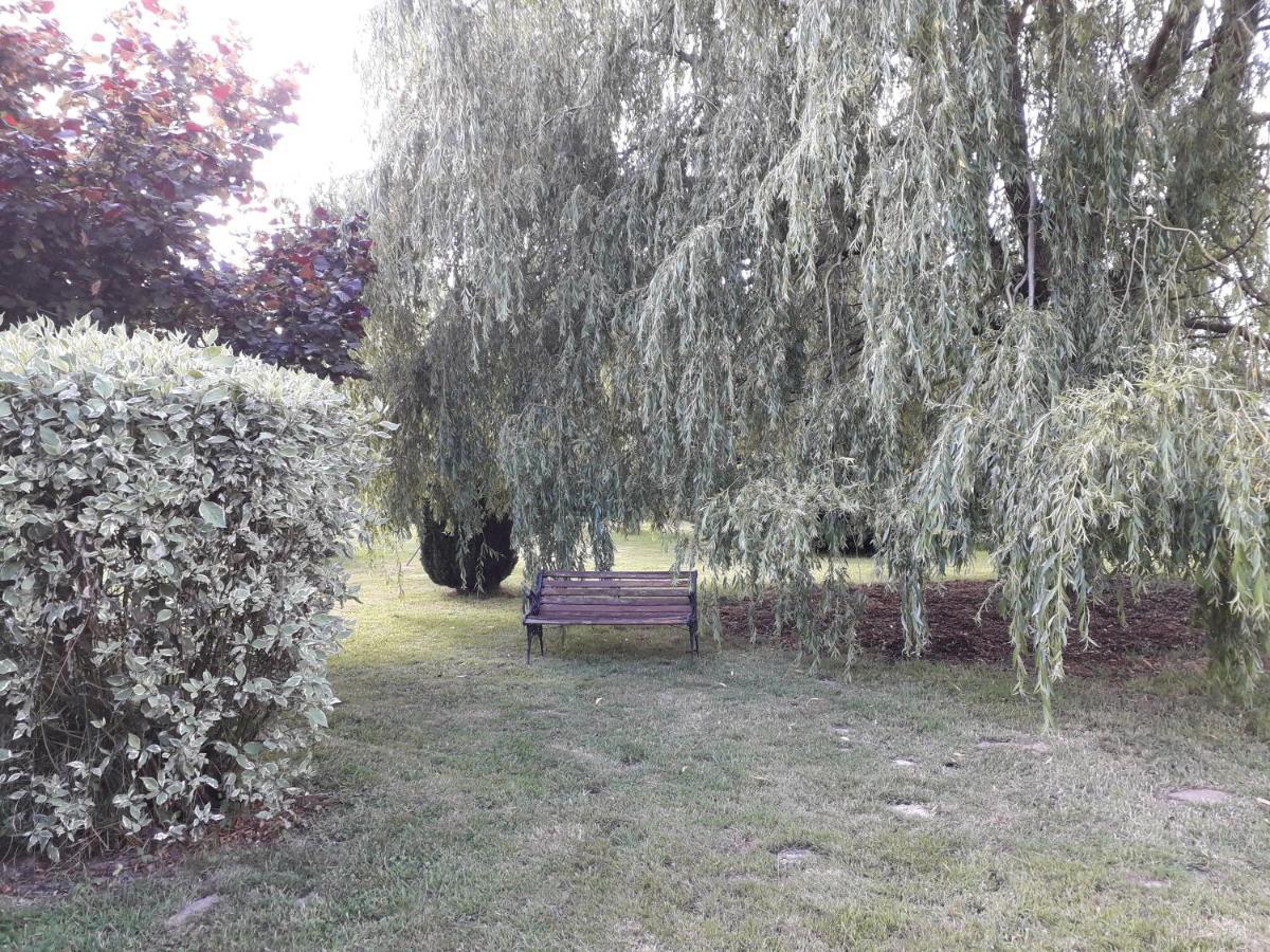 Un Petit Coin De Paradis Clairfontaine Bagian luar foto