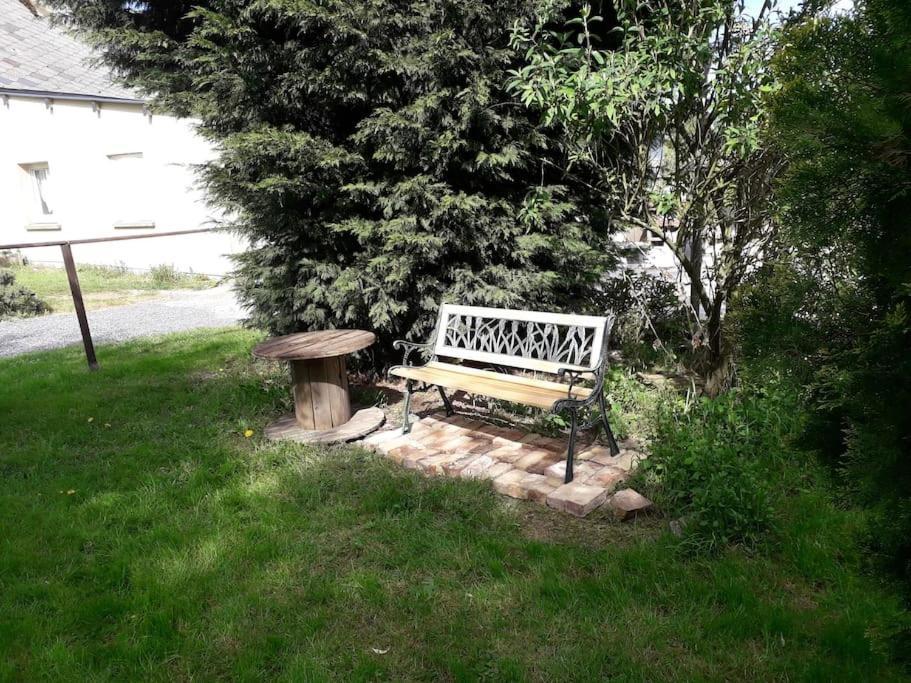 Un Petit Coin De Paradis Clairfontaine Bagian luar foto